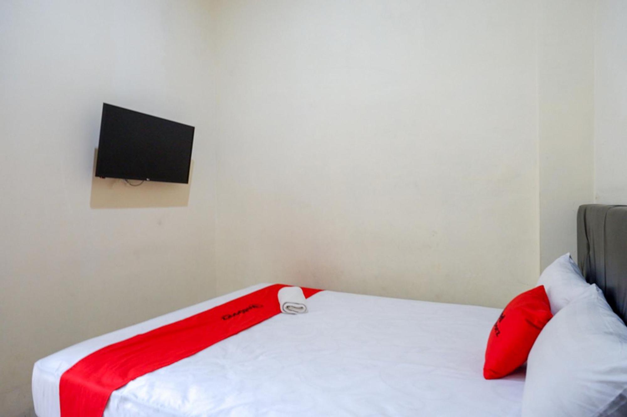 Reddoorz Syariah Near Purwosari Train Station Hotell Solo Eksteriør bilde