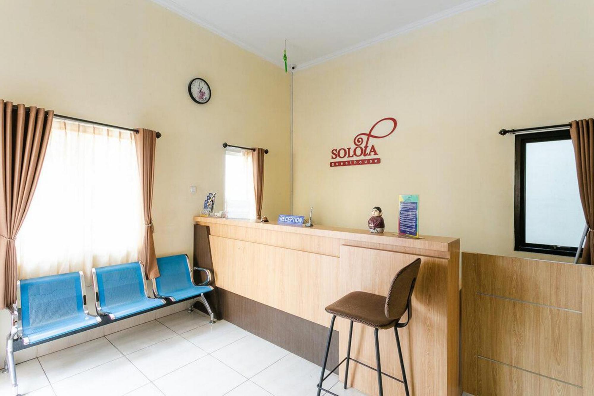Reddoorz Syariah Near Purwosari Train Station Hotell Solo Eksteriør bilde